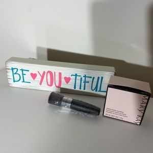 Mary Kay Mineral Powder Foundation -Ivory 2